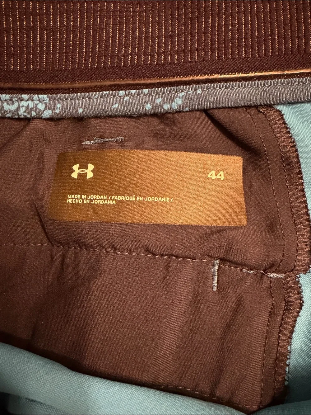 Under Armour Golf Shorts Size 44 Blue Camo Print